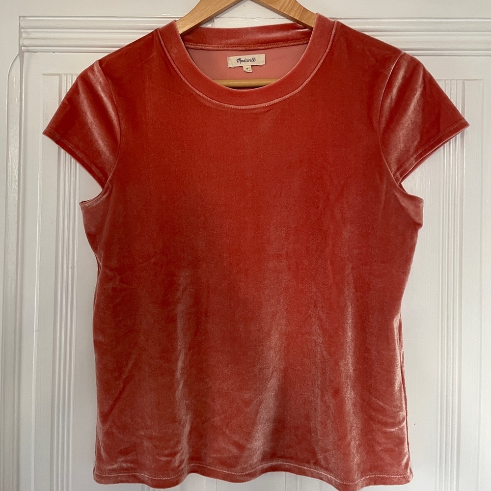 Madewell size small blush velvet tshirt